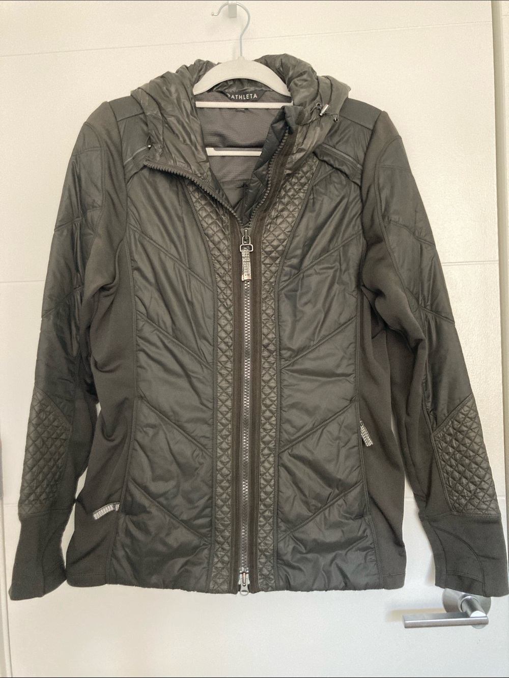 Athleta Black Quilted Puffer Jacket, mixed media, attached hood, lightweight